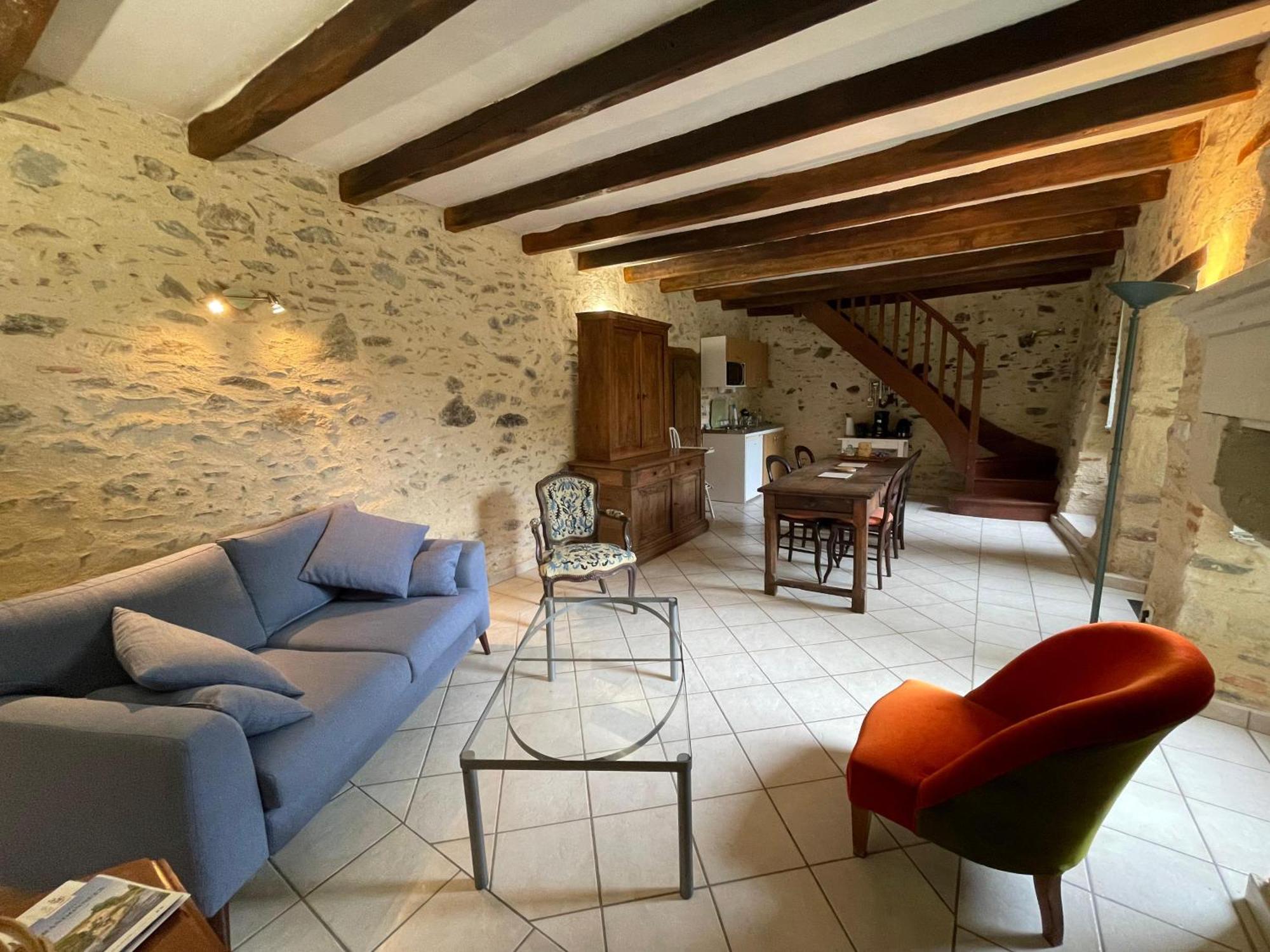 Le Prieure Saint Pierre, Et D'hotes Dans Un Parc Classe Holiday home