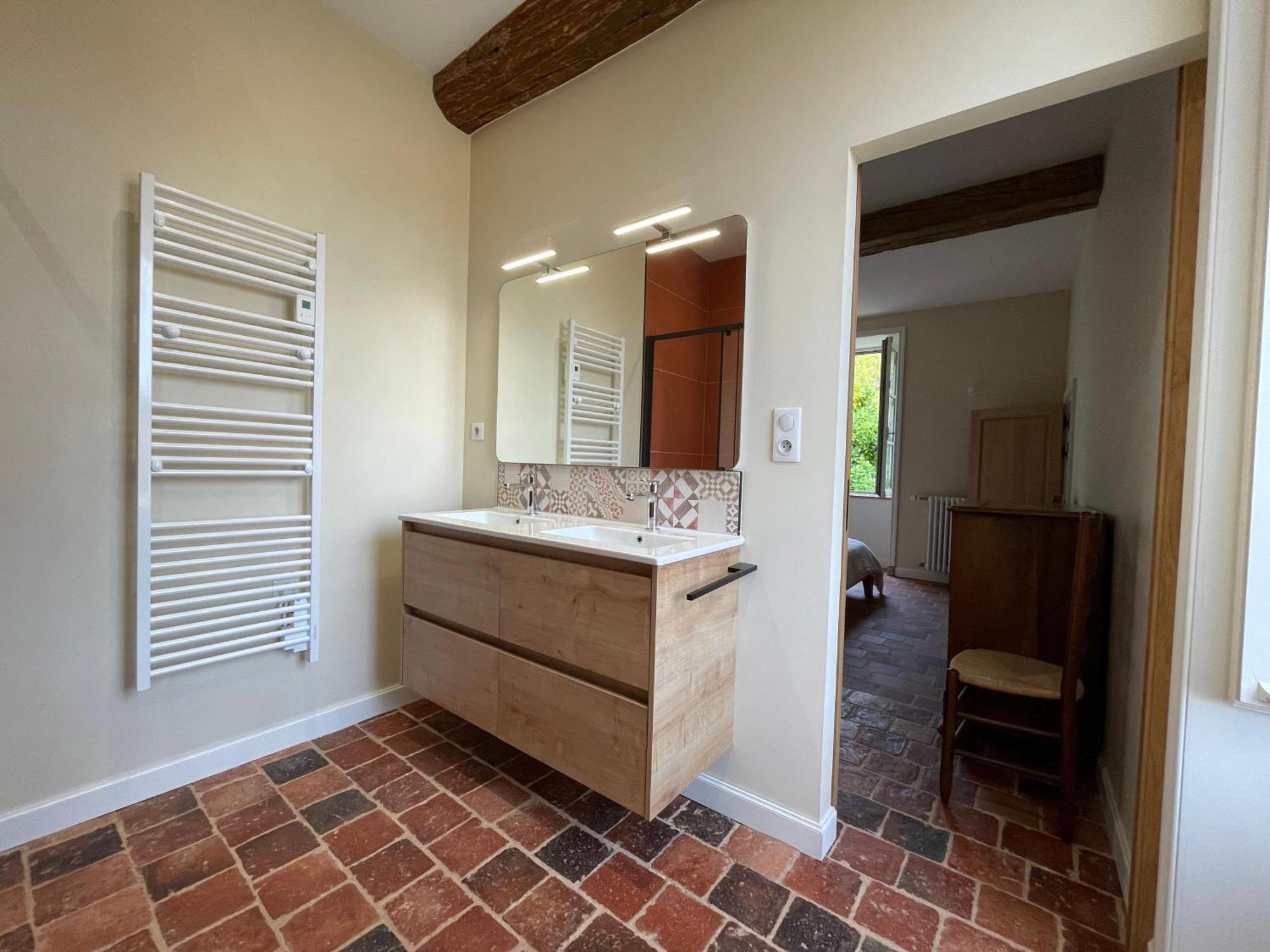 Le Prieure Saint Pierre, Et D'hotes Dans Un Parc Classe Holiday home Reaumur